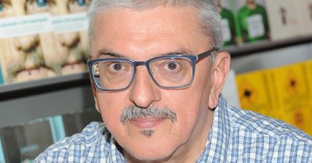 Afery w "Trójce" ciąg dalszy. Muzyk oskarża Niedźwiedzkiego, potem kasuje post