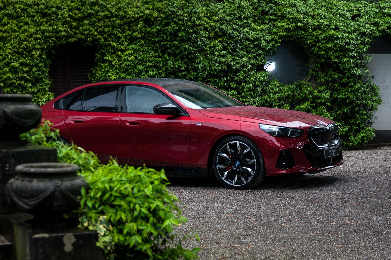 BMW i5 (2023)