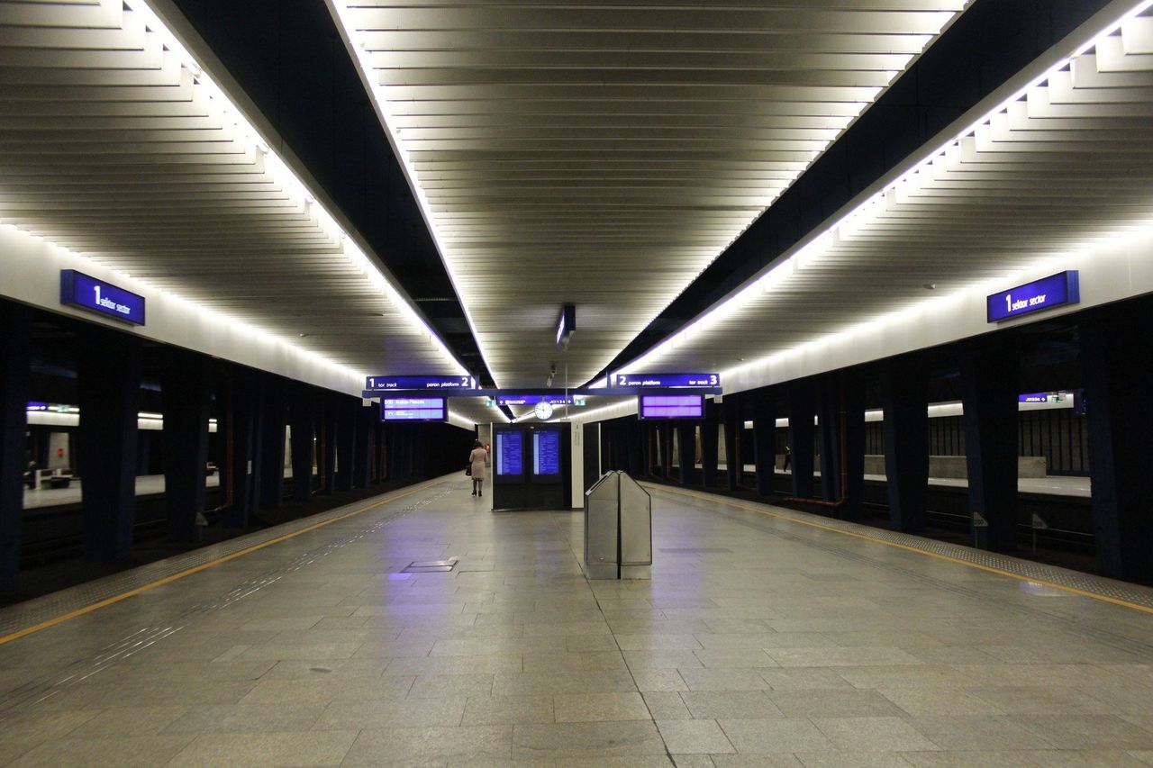 Warszawa: Kończy się remont Dworca Centralnego. W niedzielę z samego rana ruch kolejowy zostanie wznowiony