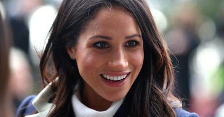Meghan Markle nie chce pojechać do USA z Harrym? "Woli samotną podróż"