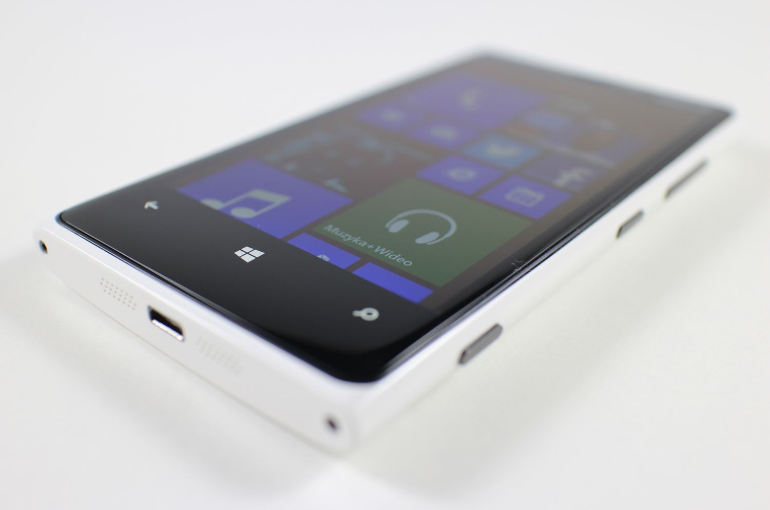 Nokia Lumia 920 - prawdziwy majstersztyk i nadzieja dla WP8 [test] 1