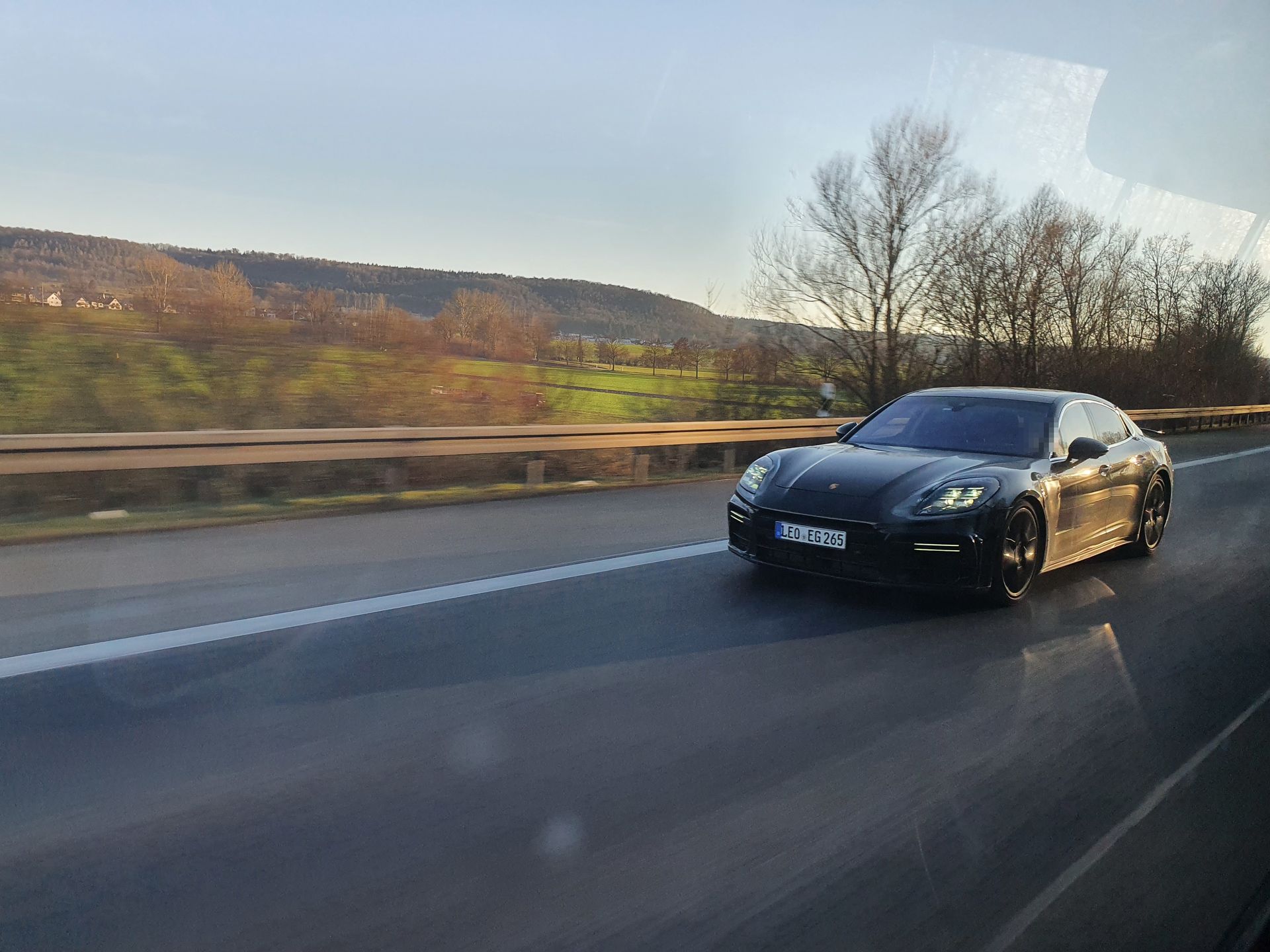 Porsche Panamera z nowymi elementami