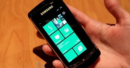 Samsung Cetus z Windows Phone 7 i 4-calowym Super AMOLED-em potwierdzony?