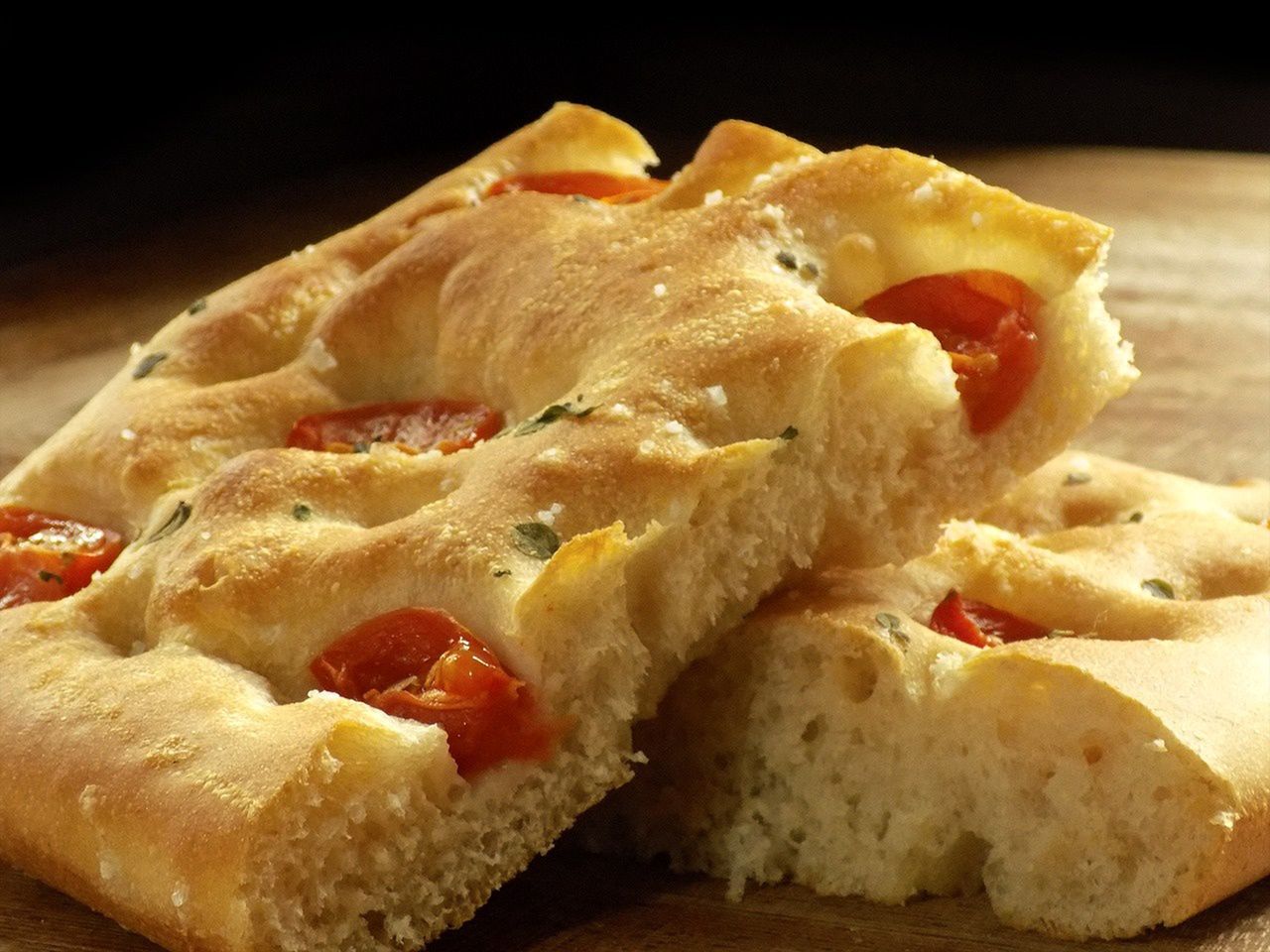 Neolithic roots of focaccia: Ancient tray ovens revealed