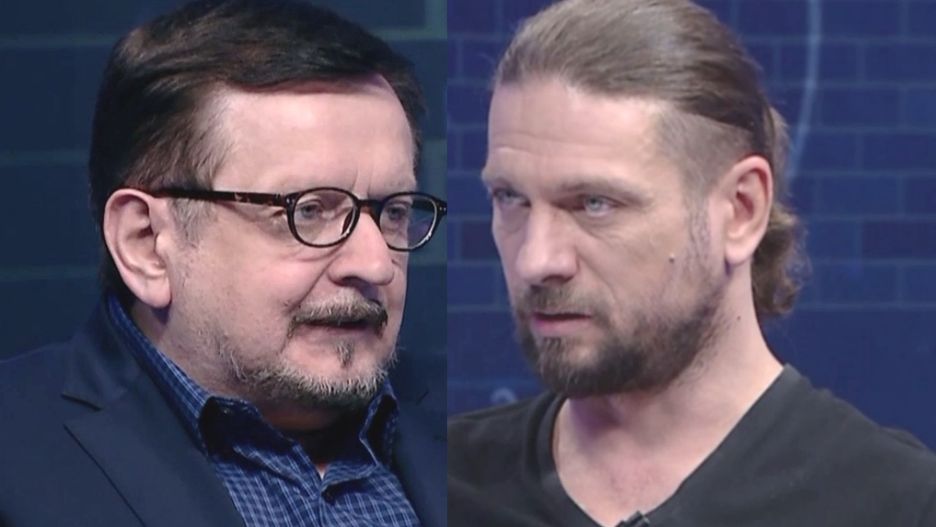 Stanisław Janecki i Krzysztof Feusette byli prowadzącymi programu "W tyle wizji" TVP Info