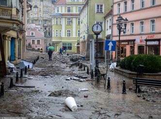 Skutki wielkiej wody. Odbudowa dróg i torów pochłonie miliardy