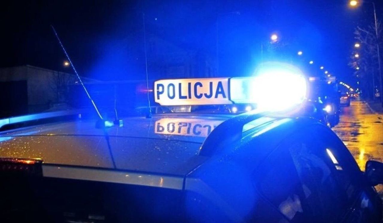 Jerzmanowa: Zderzenie trzech aut. Jedna osoba trafiła do szpitala