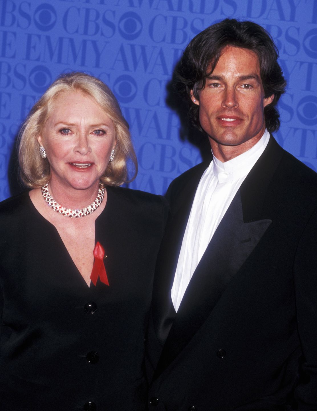 Susan Flannery i Ronn Moss 