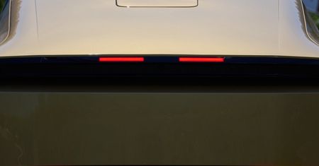 Tesla dostała internet z kosmosu. Musk chce go w każdym aucie