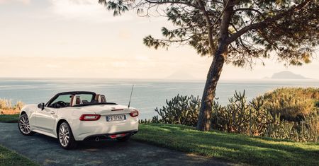 Fiat 124 Spider już w Polsce! Znamy ceny i wyposażenie