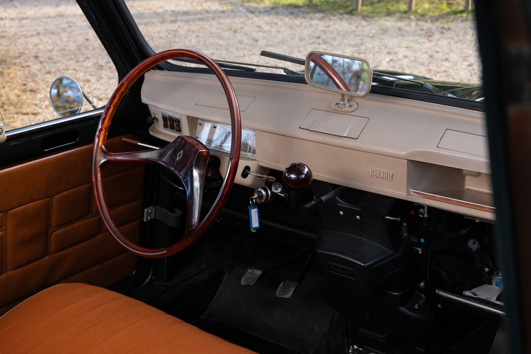 Renault 4 - wnętrze