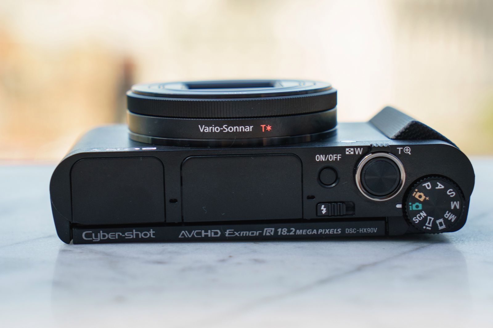 Sony HX90 – pierwsze wrażenia z premiery 13