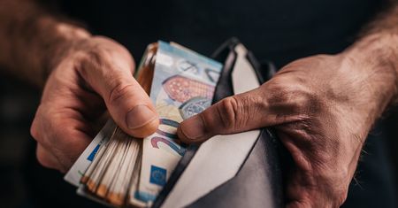 Niemcy rajem dla piorących pieniądze. Furtka w przepisach ułatwia sprawę