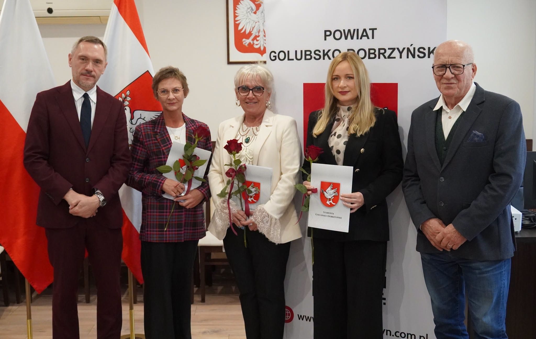 Nagrody otrzymali dyrektorzy i nauczyciele