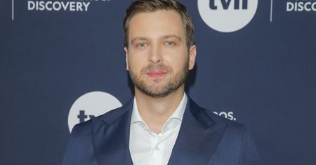 Dziennikarz TVN24 zaliczył wpadkę. Reakcja kolegi w studiu? Bezcenna!