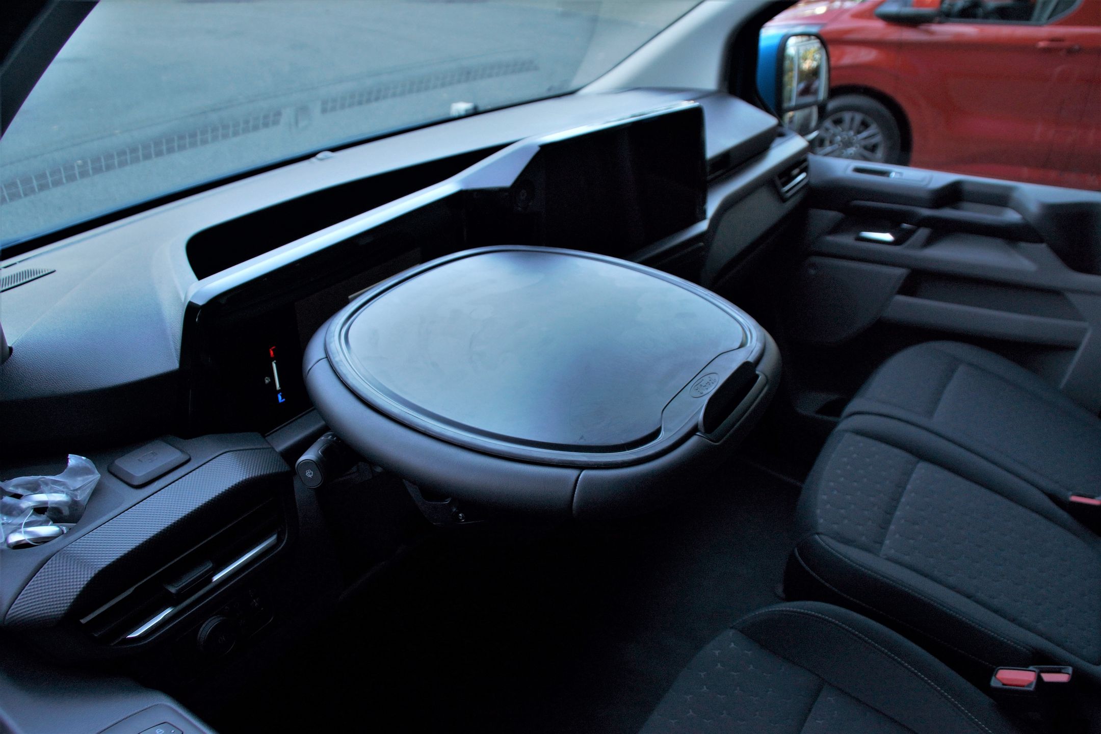 Ford Tourneo Custom 2023 
