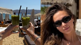 Sandra Kubicka pręży się w BIKINI, popijając matchę na greckich wczasach