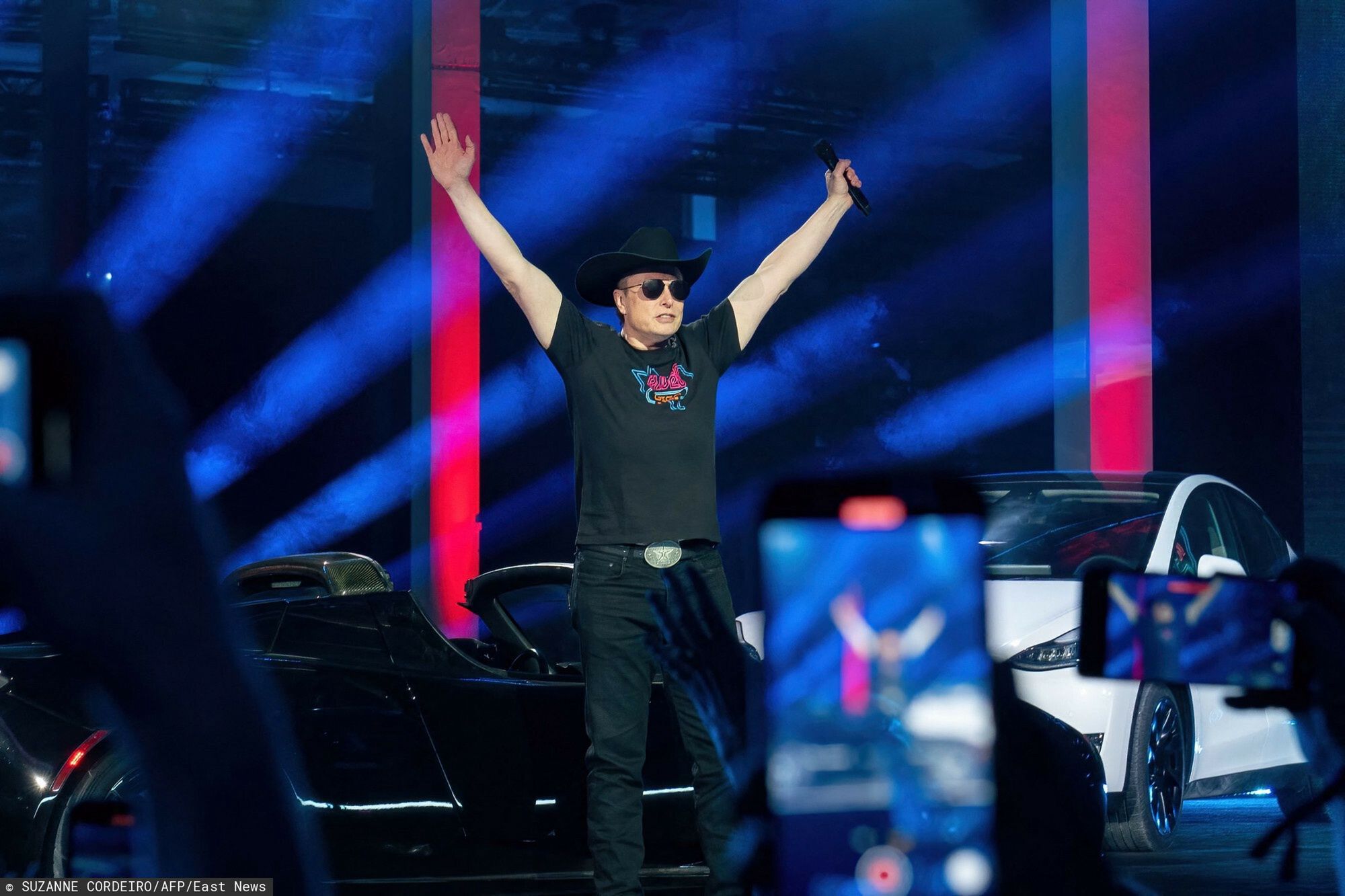 Elon Musk kupił Twittera 