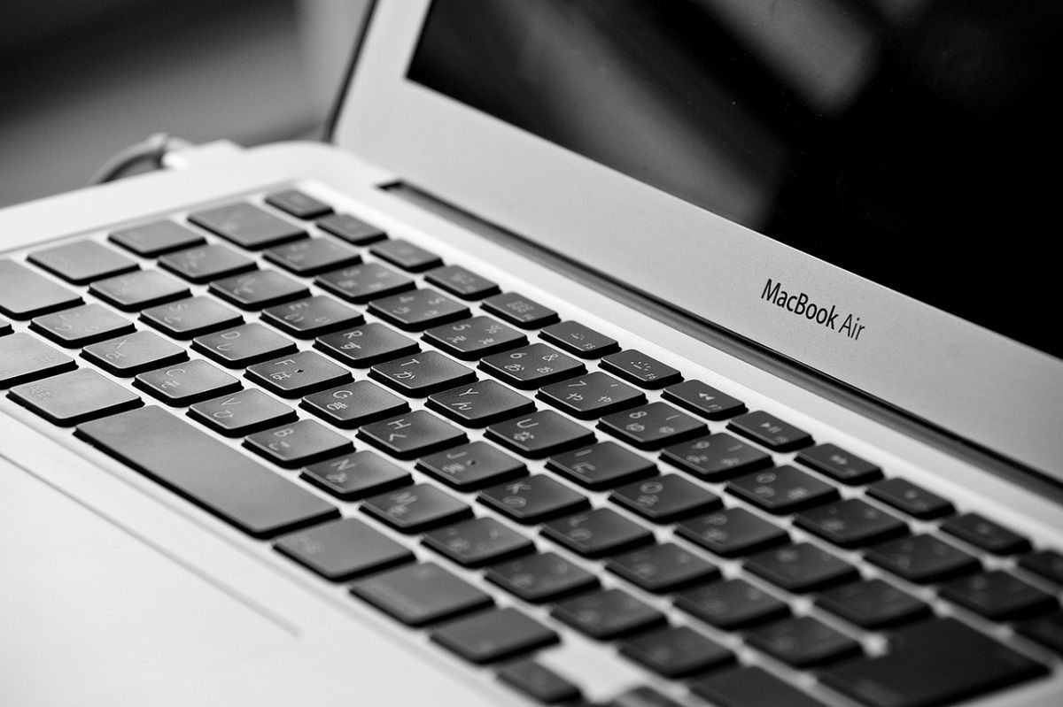 Dziesięć lat MacBooka Air: konstrukcja z 2008 roku nawet dziś wygląda świeżo