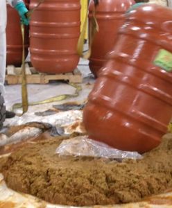 "Ostre znalezisko" za 10 mln dolarów w kadziach z pastą jalapeno