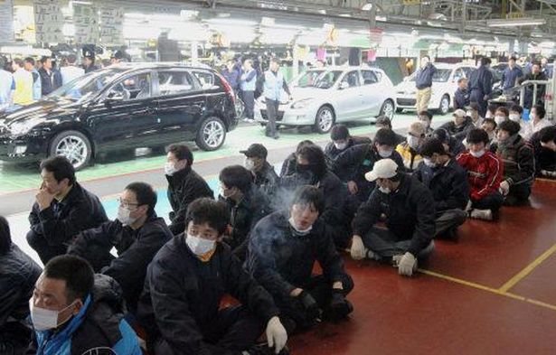 Protestujący pracownicy Hyundaia (fot. inautonews.com)