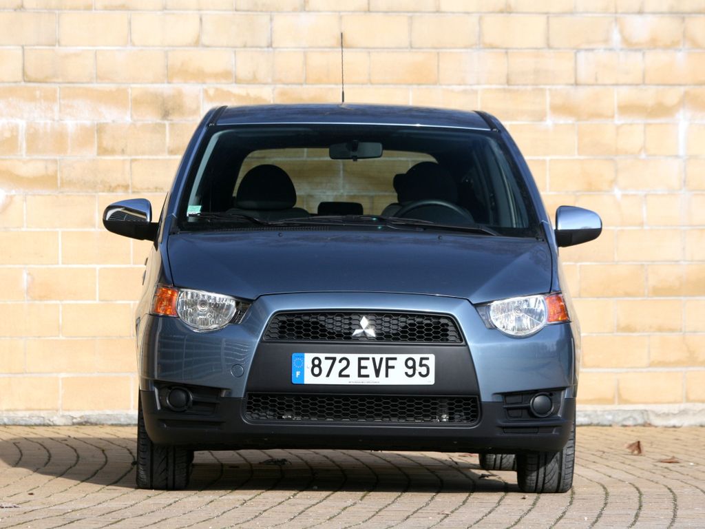 Mitsubishi Colt 1