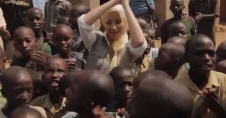 Christina Aguilera odwiedziła RWANDĘ!