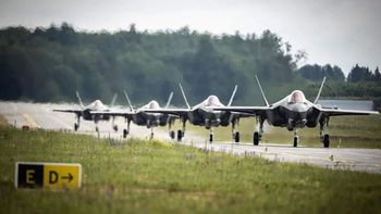 Zamówili niemal setkę F‑35. Ostatecznie kupią tylko 16 sztuk?