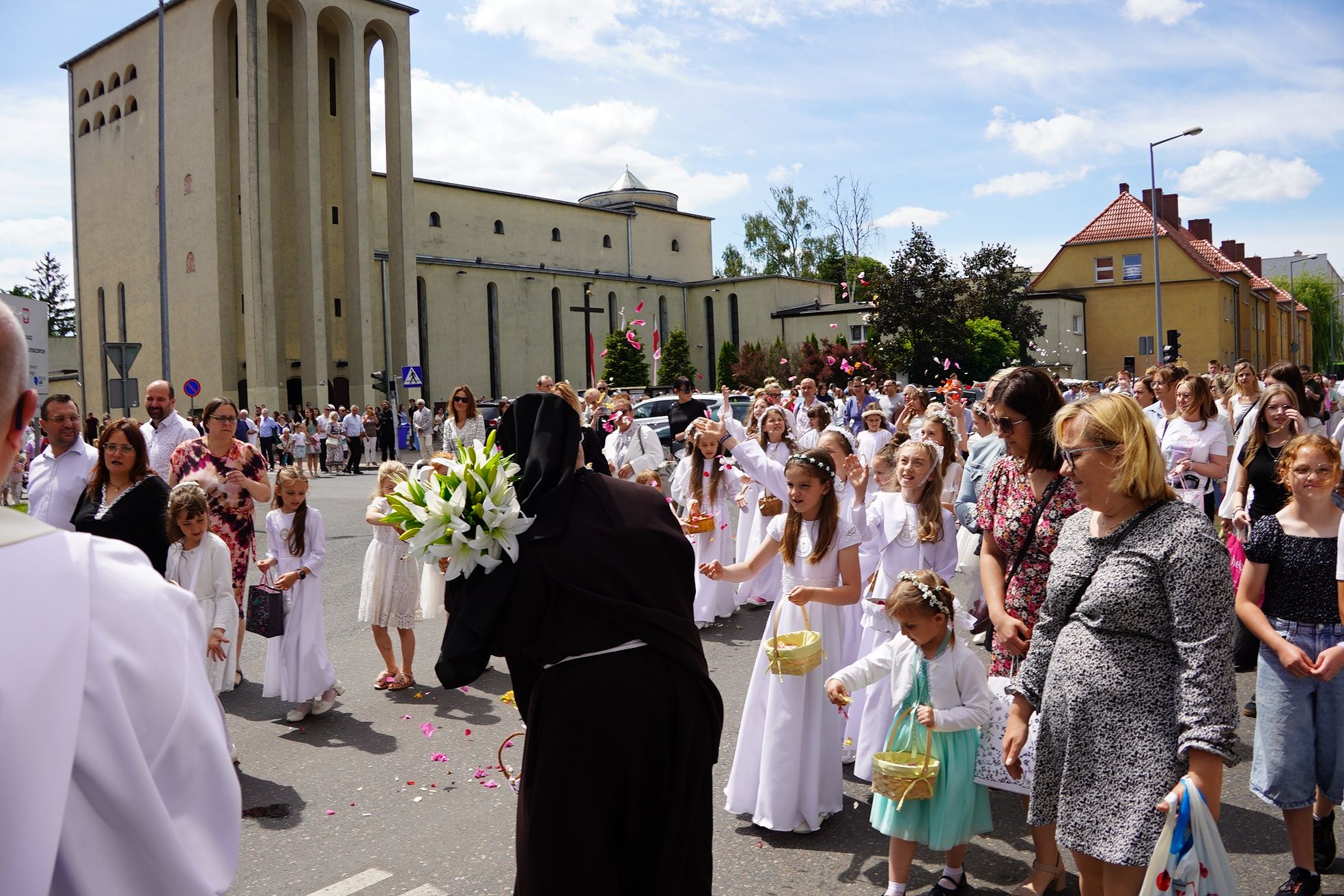 Procesja Bożego Ciała w parafii pw. Św. Antoniego w Pile