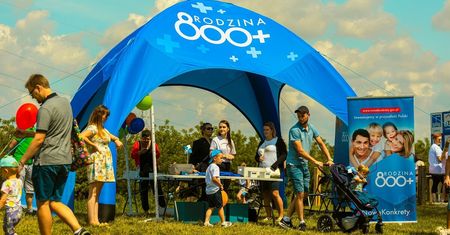 Piknik Rodzinny 800 plus w Lublinie. Ma być wiele atrakcji dla dzieci, w tym dmuchańce i wata cukrowa – PROGRAM