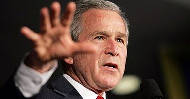Bush: kazałem ujawnić tajne informacje