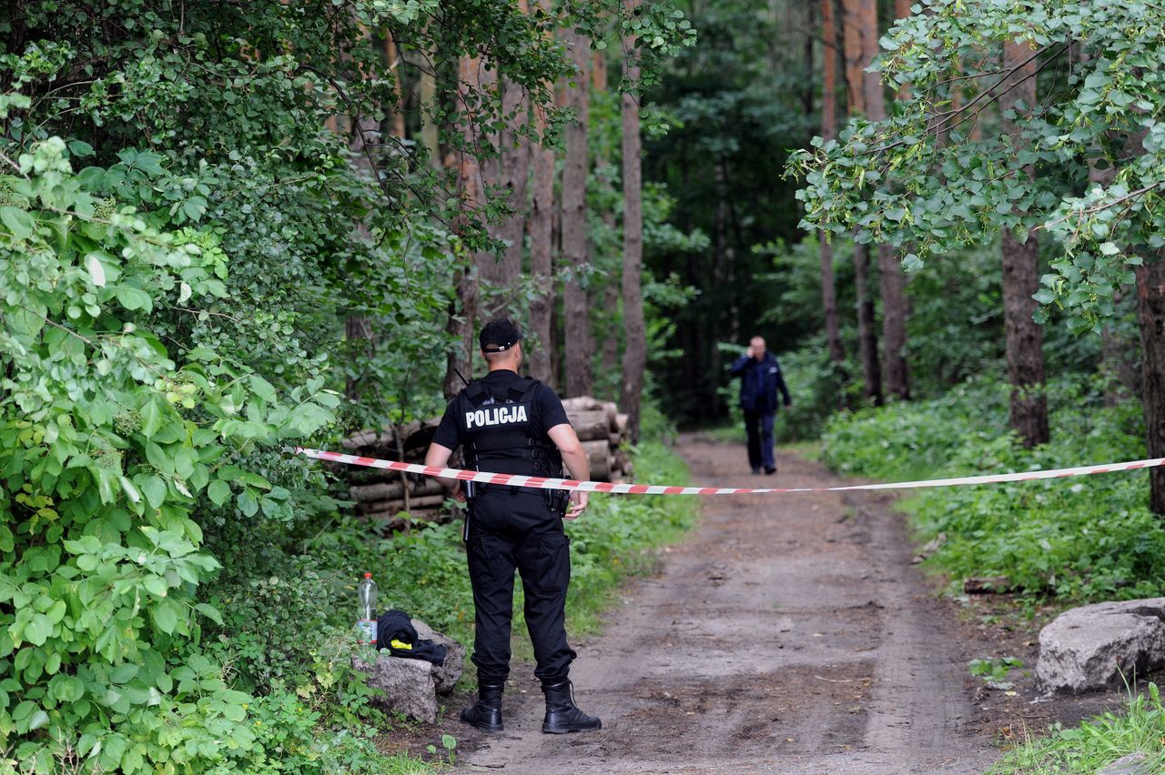Dramat pod Głogowem. Więził w komórce, bił i gwałcił 30-latkę