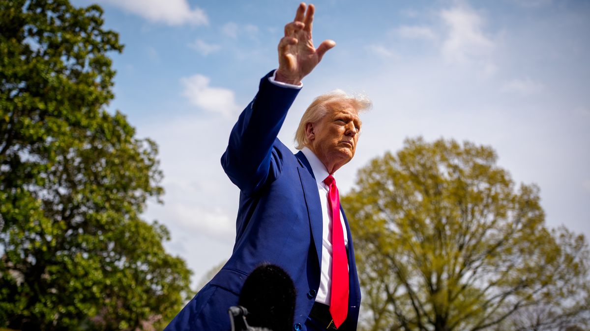 WASHINGTON, DC - APRIL 3: U.S. President Donald Trump gestures to members of the media before boarding Marine One on the South Lawn of the White House on April 3, 2025 in Washington, DC. Trump spoke a day after announcing sweeping new tariffs targeting goods imported to the U.S. on countries including China, Japan and India.(Photo by Andrew Harnik/Getty Images)