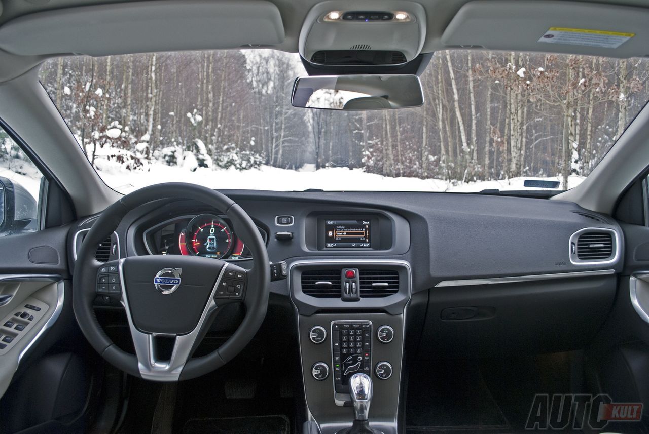 Volvo V40