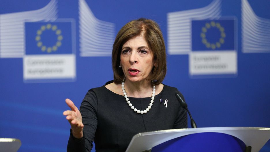 Niemcy. Unijna komisarz Stella Kyriakides przestrzega przed kolejnymi komplikacjami związanymi z epidemią koronawirusa
