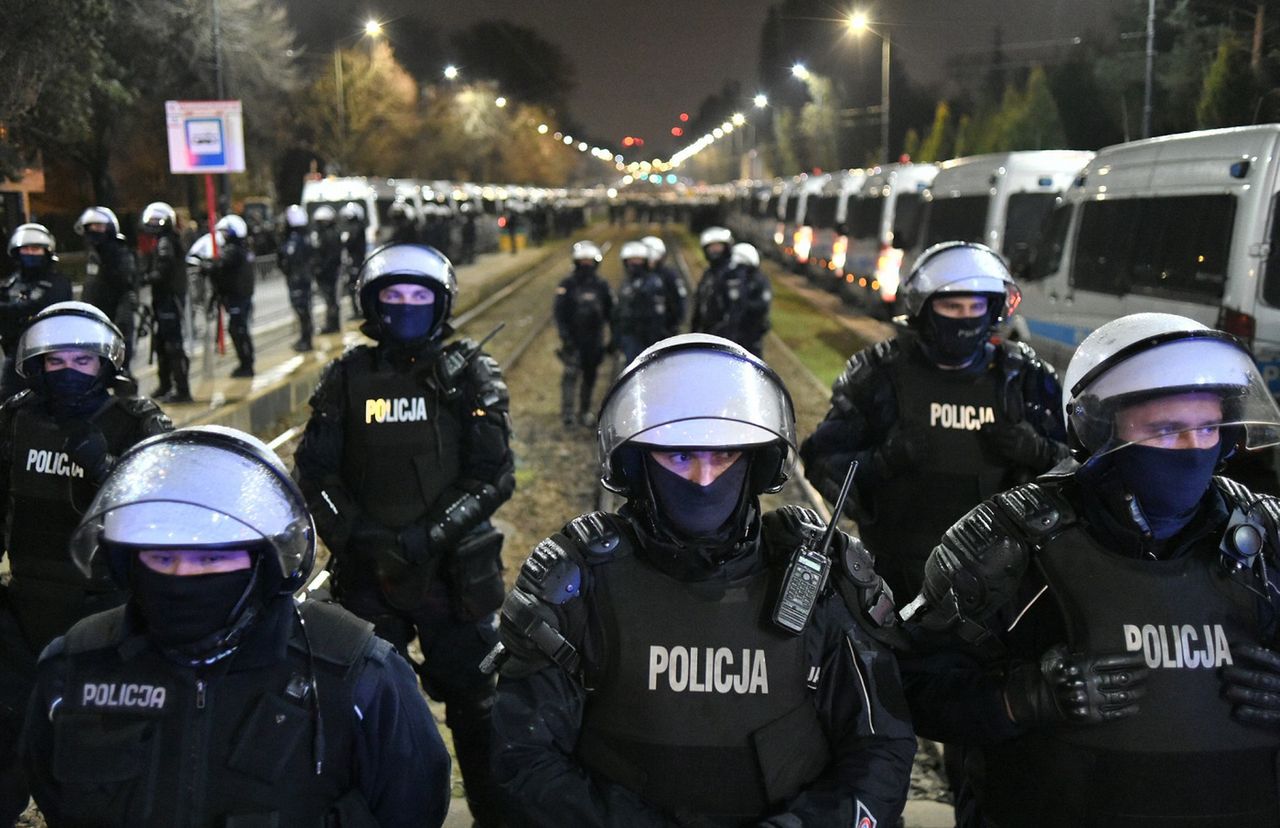 Policjanci dostaną premie. Komenda Główna Policji szykuje dodatki