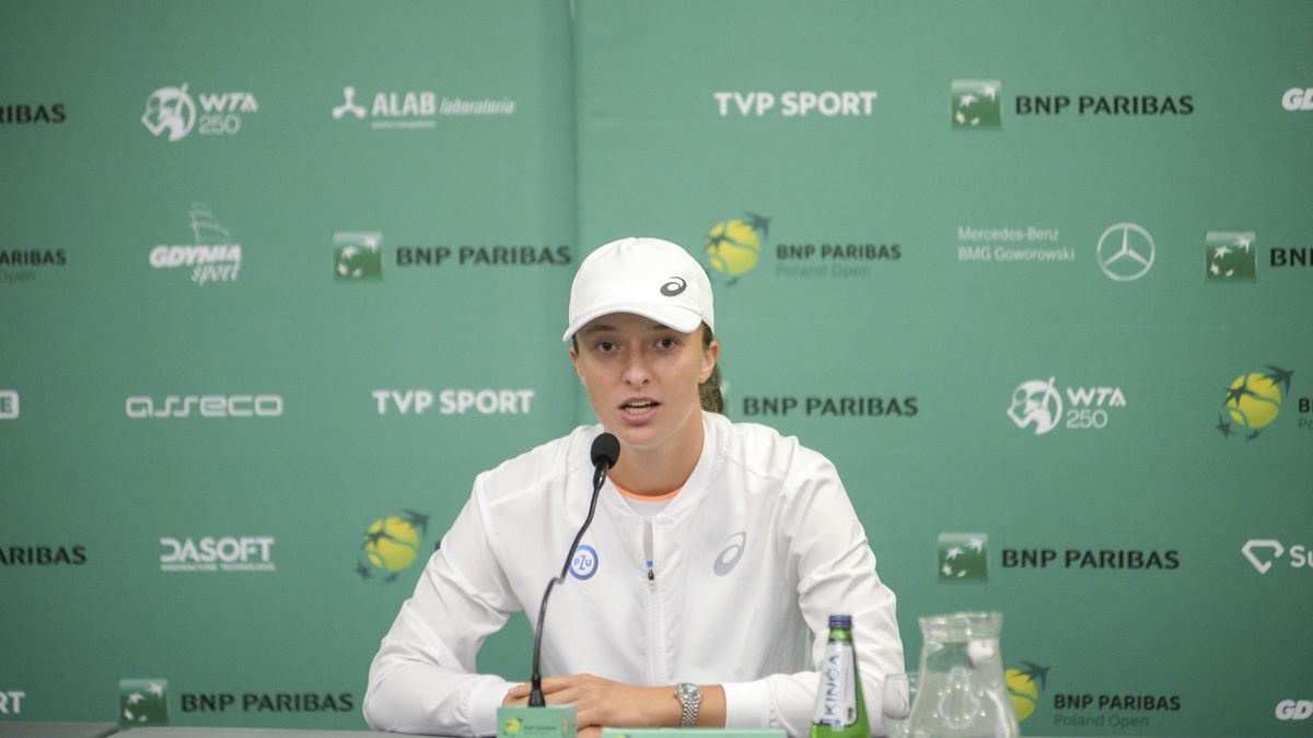 Iga Świątek i Hubert Hurkacz - charytatywny mecz dla dzieci z Akademii Przyszłości, fot. Karol Makurat/AKPA