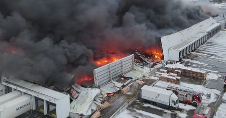 Pożar hali pod Poznaniem