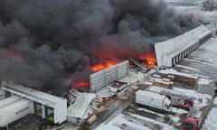 Pożar hali pod Poznaniem