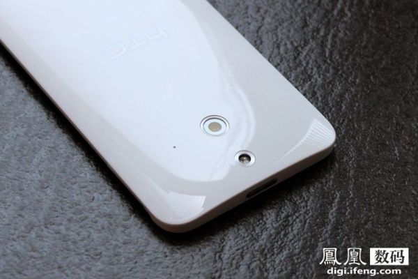 W skrócie: LG G Watch z czterema rdzeniami, HTC One (E8) na zdjęciach i 100 zł zwrotu po zakupie Nokii X 22