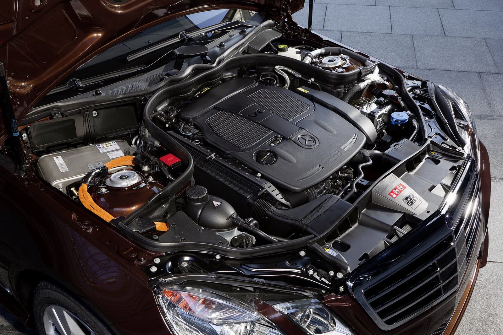 Mercedes E300 BlueTEC Hybrid i E400 Hybrid