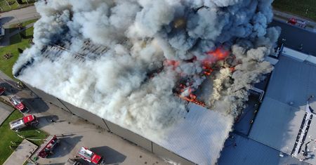 Tragedia na Pomorzu. Strażak zaginął podczas gaszenia pożaru