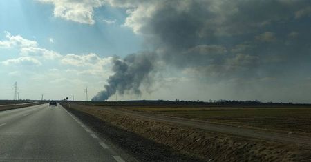 Cuple: Wielki pożar szklarni, kłęby dymu nad okolicą Bełżyc