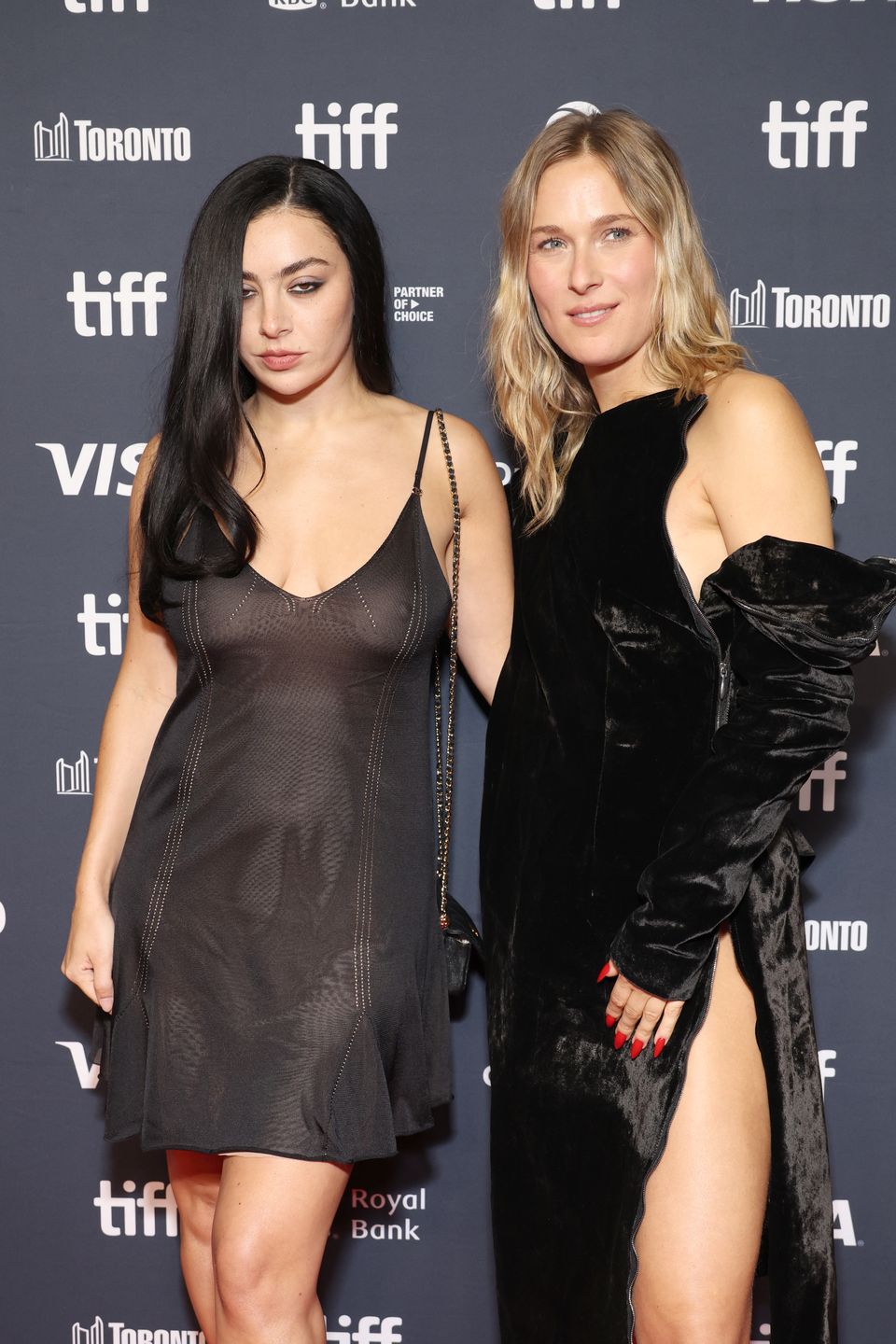 Charli XCX i Lena Góra 