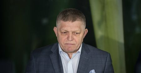 Robert Fico leci do Moskwy. Ale nie nad Polską