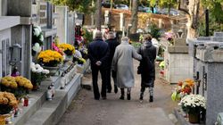 Czy na L4 można iść na cmentarz? Wyjaśniamy, co mówią przepisy