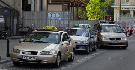 Taksówkarze przechodzą do historii. Branża jest w fatalnej kondycji
