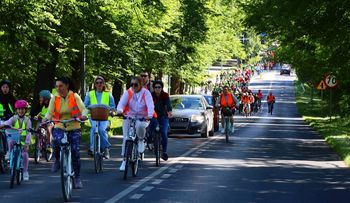 Lublin: To mogło doprowadzić do tragedii. Wjechała między rowerzystów jadących w grupie, potem ruszyła pod prąd