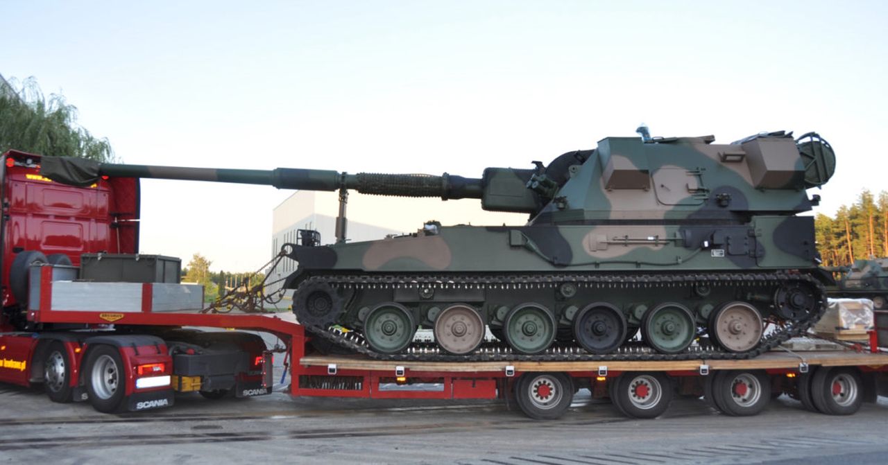 Nowy, ciężki bojowy wóz piechoty będzie korzystał ze zmodyfikowanego podwozia armatohaubicy Krab