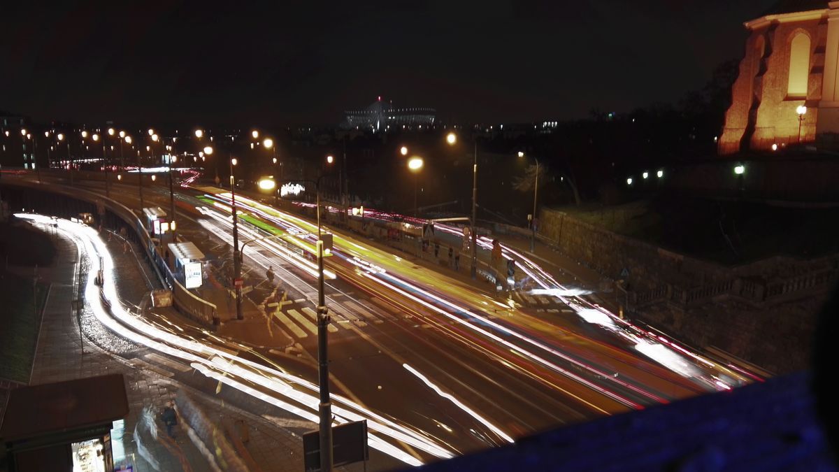 Huawei Mate S - jego aparat pokazuje pazur w nocy 1